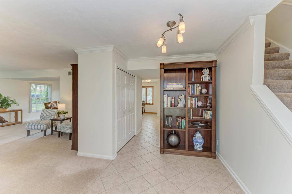 Lombard, IL 60148,1367 S Elizabeth ST