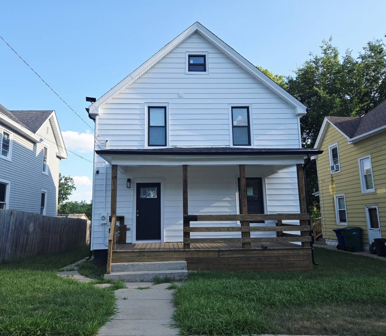 1828 Chestnut ST, Rockford, IL 61102