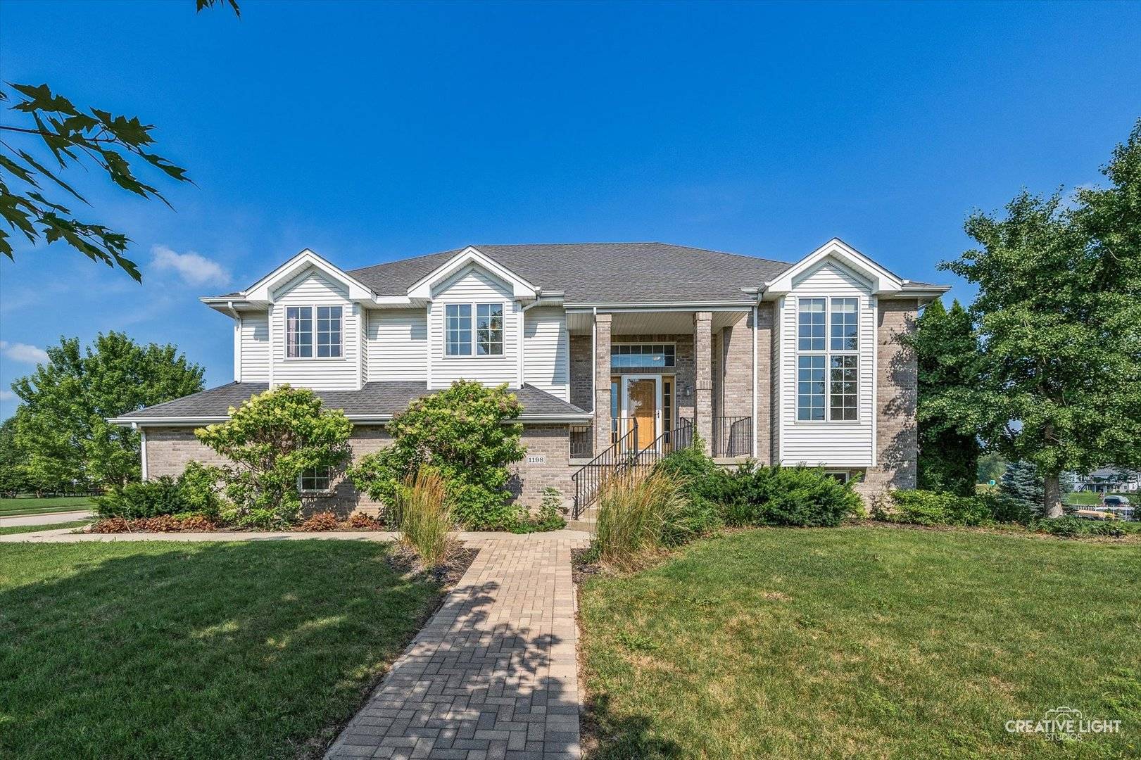 Rockford, IL 61103,1198 Key West DR