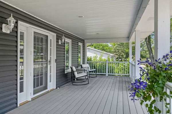 Mokena, IL 60448,12351 W Warren DR