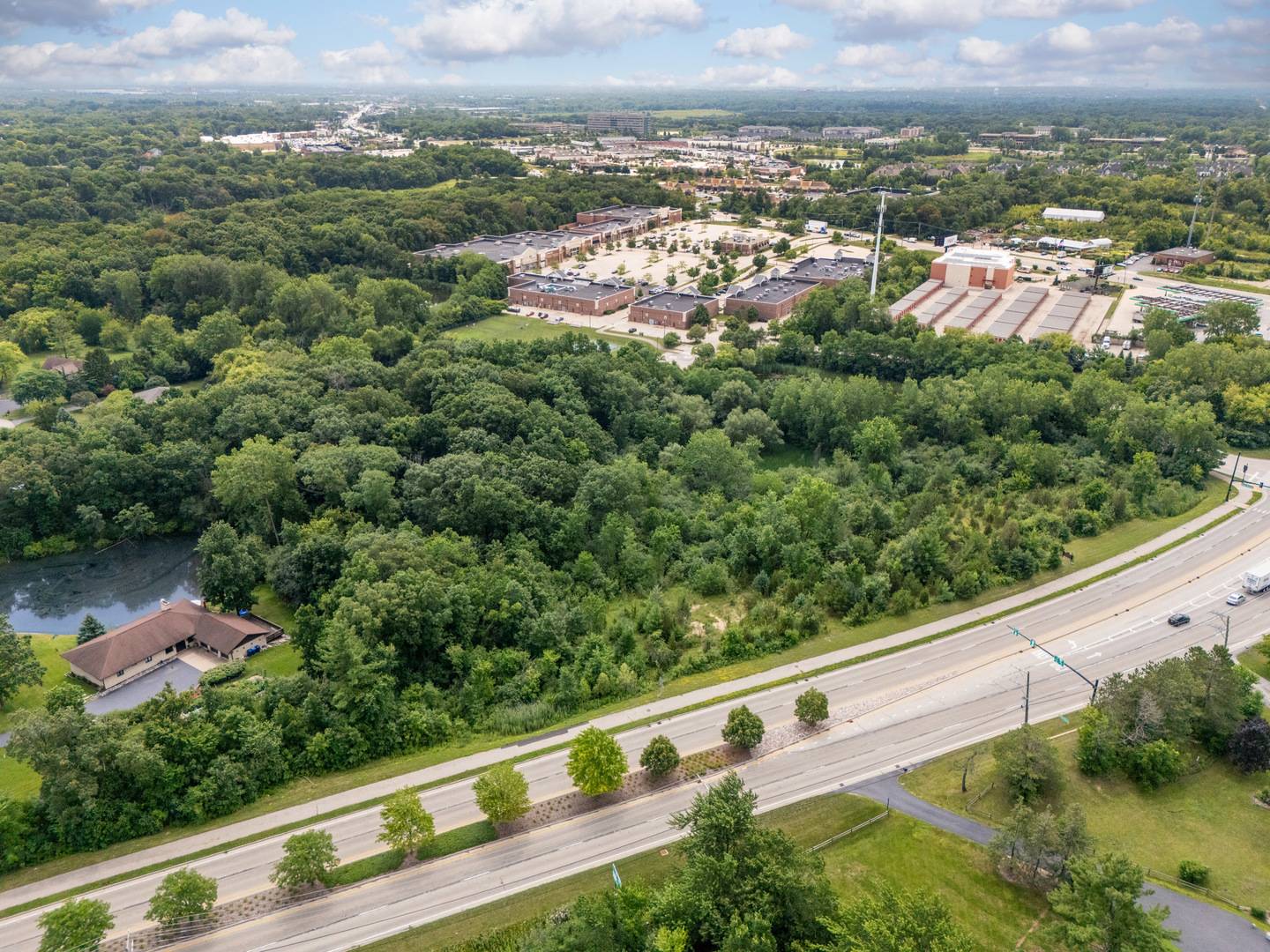 Lake Zurich, IL 60047,21031 N Quentin RD