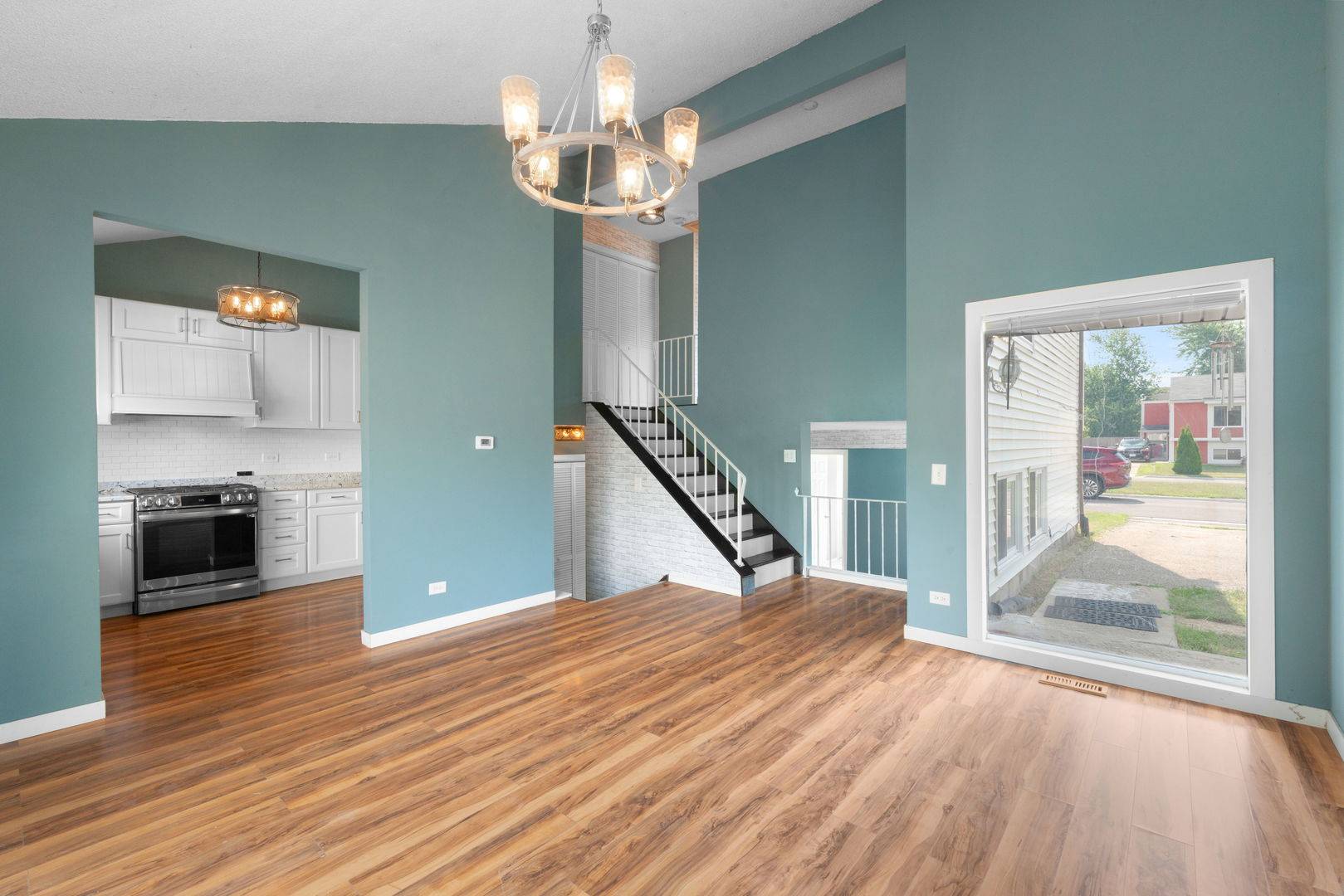 Warrenville, IL 60555,2S464 Cottonwood CT