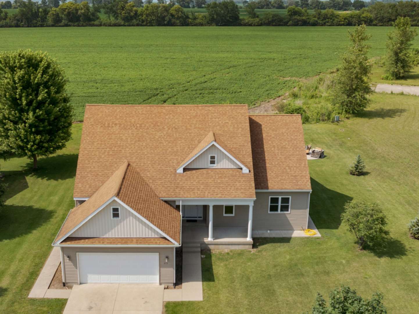 Harvard, IL 60033,811 Forest Downs ST