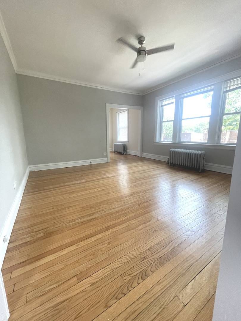 Chicago, IL 60630,4416 N Lavergne AVE #3
