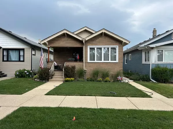 5542 W Grace ST, Chicago, IL 60641
