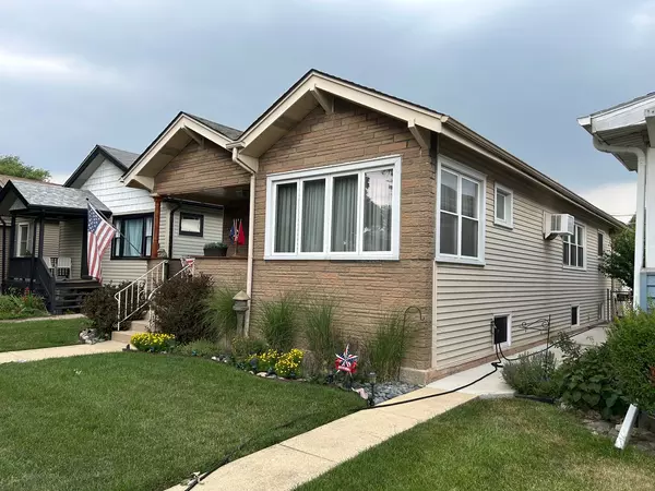 Chicago, IL 60641,5542 W Grace ST