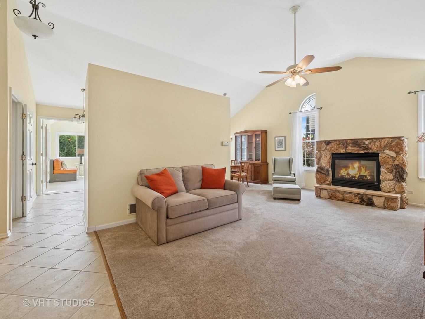 Lake Zurich, IL 60047,1135 Lexington LN