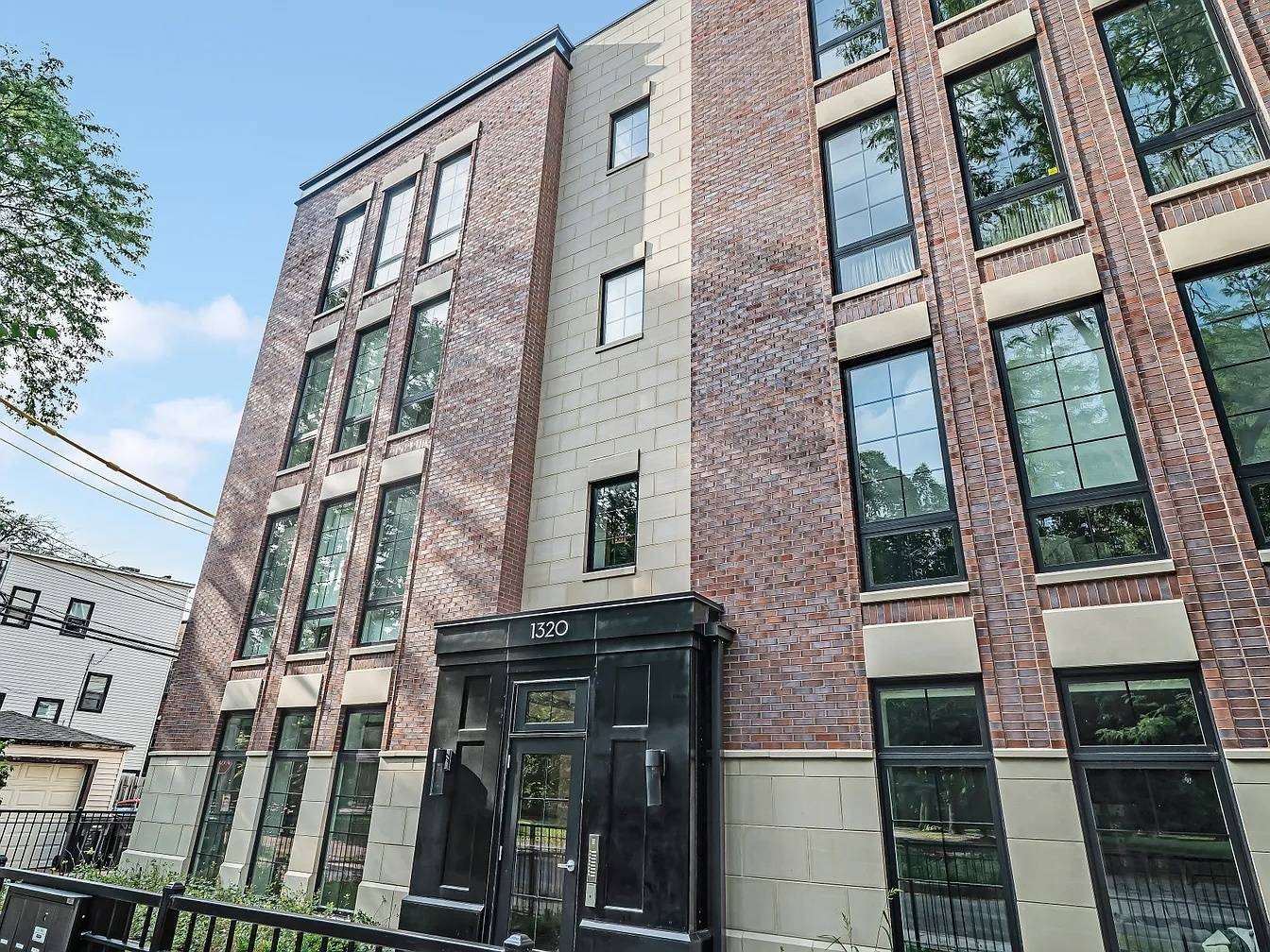 1320 W Lexington ST #1W, Chicago, IL 60607
