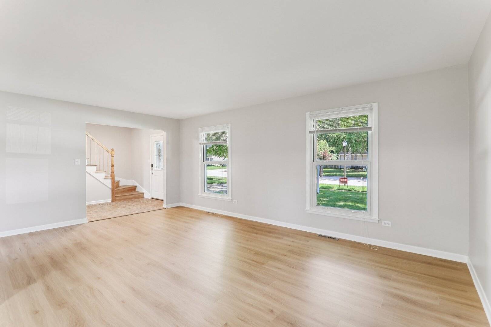 Libertyville, IL 60048,818 W Golf RD