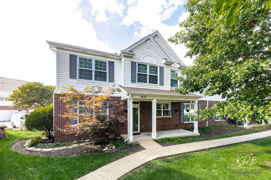 1022 Neudearborn LN #19-1022, Naperville, IL 60563