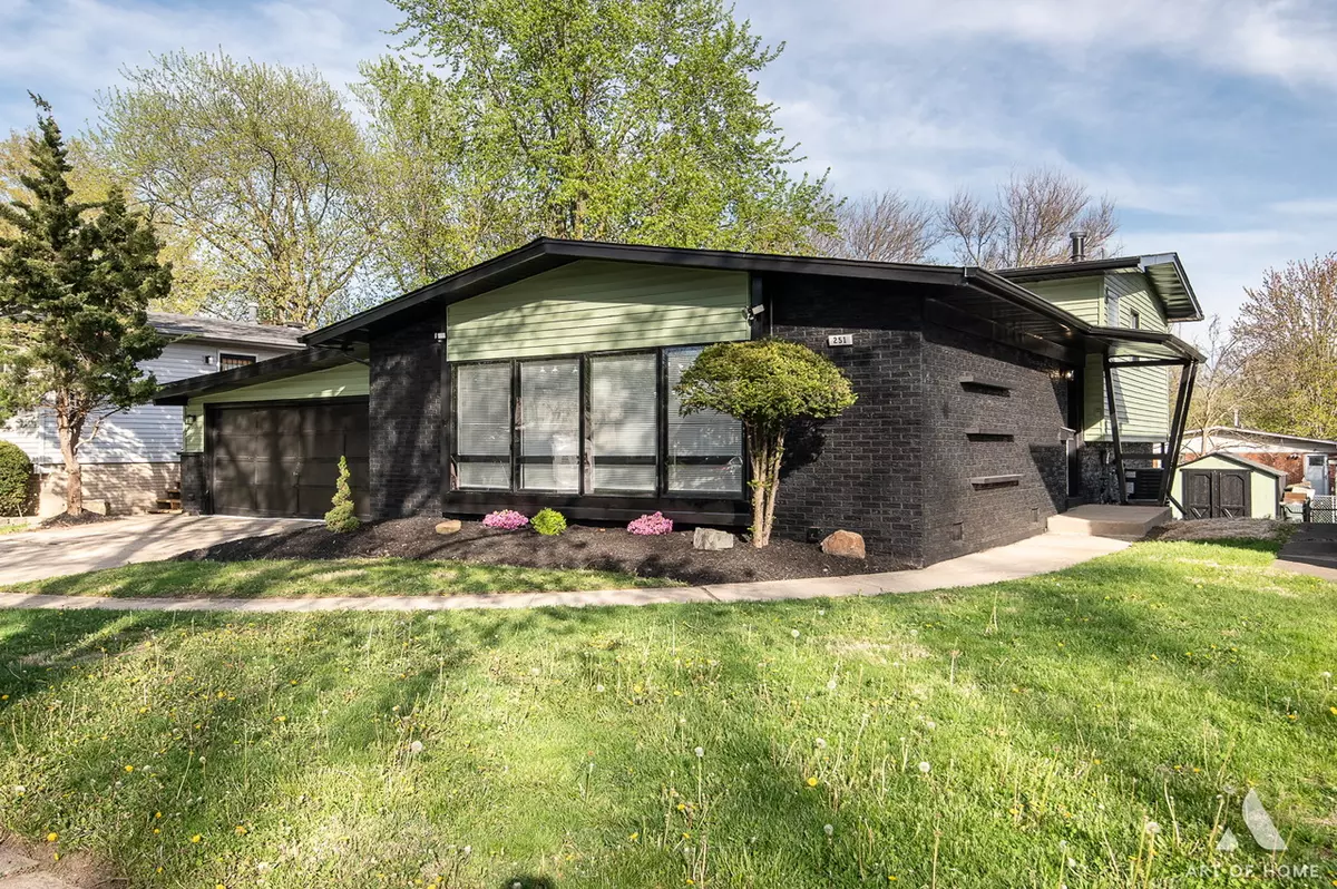 Glenwood, IL 60425,251 N Pleasant DR