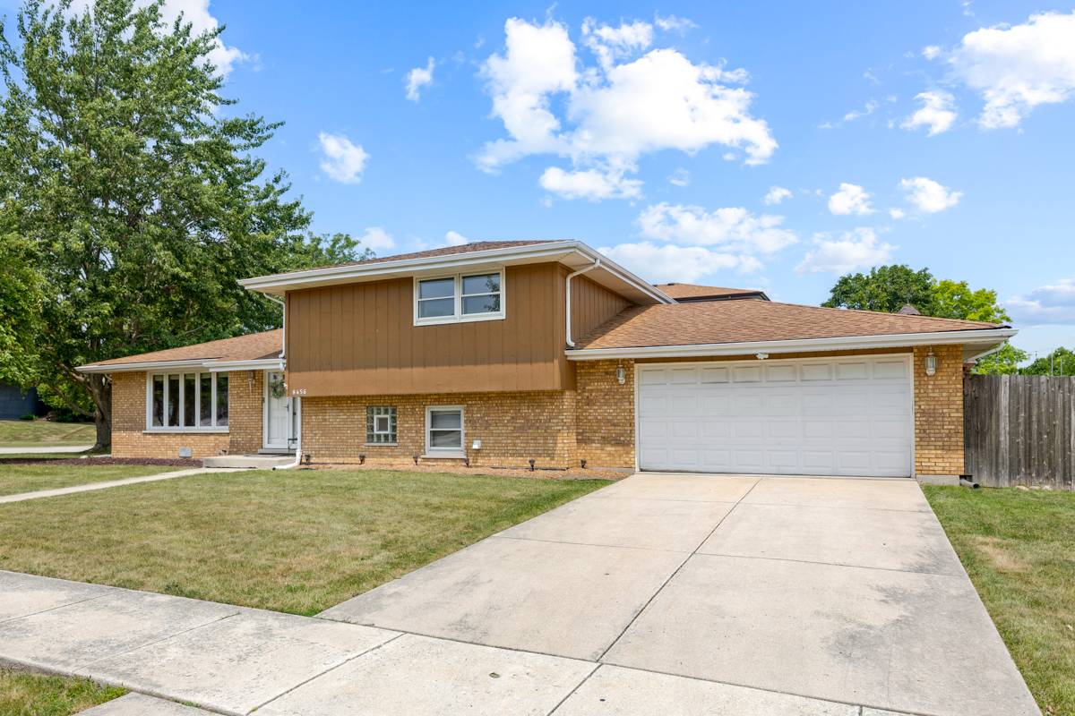 Tinley Park, IL 60487,8456 170th PL