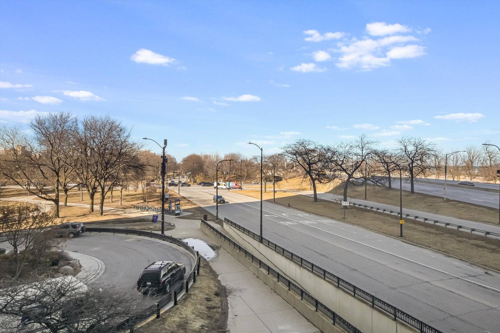 Chicago, IL 60610,1550 N Lake Shore DR #2A