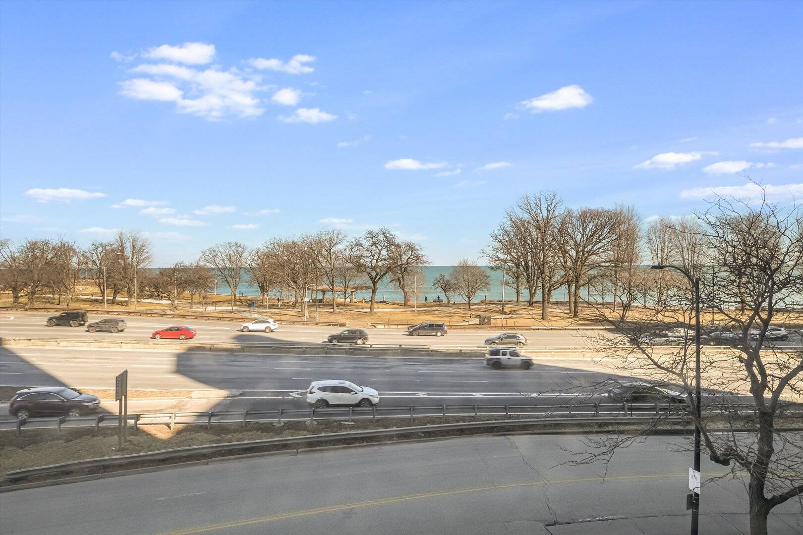 Chicago, IL 60610,1550 N Lake Shore DR #2A