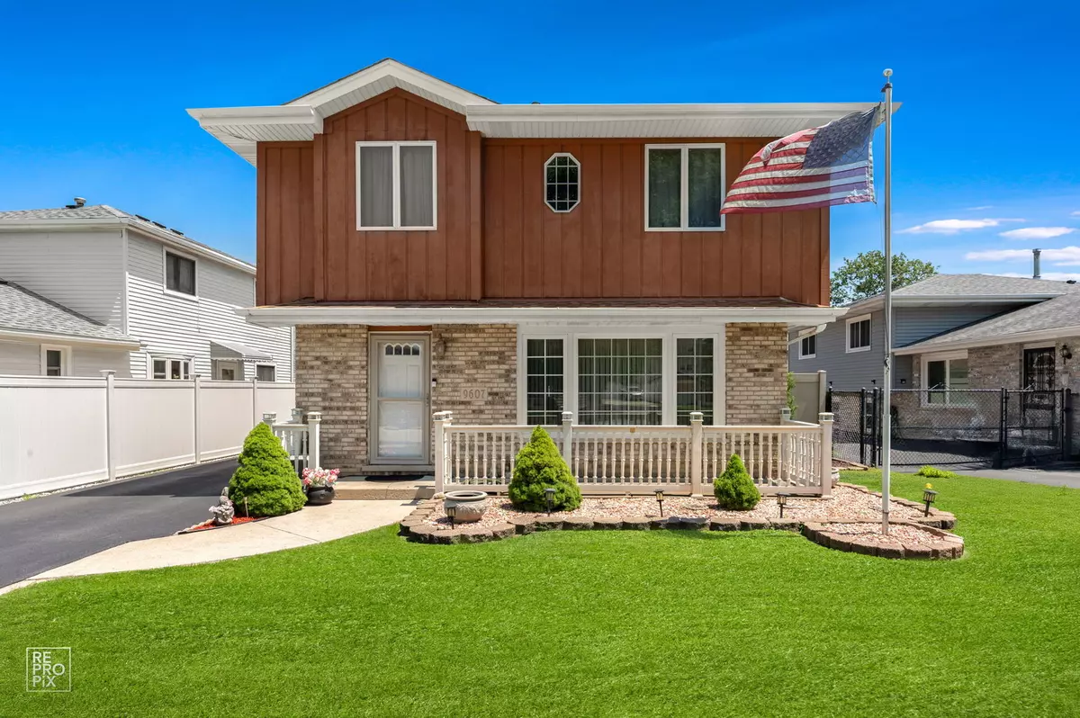 Oak Lawn, IL 60453,9607 Marion AVE