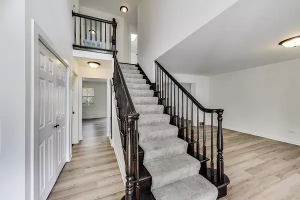 Naperville, IL 60564,1329 Neskola CT