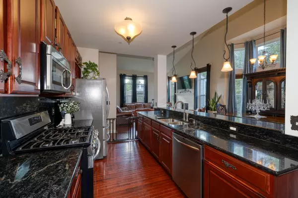 Yorkville, IL 60560,4579 Half Moon DR #D