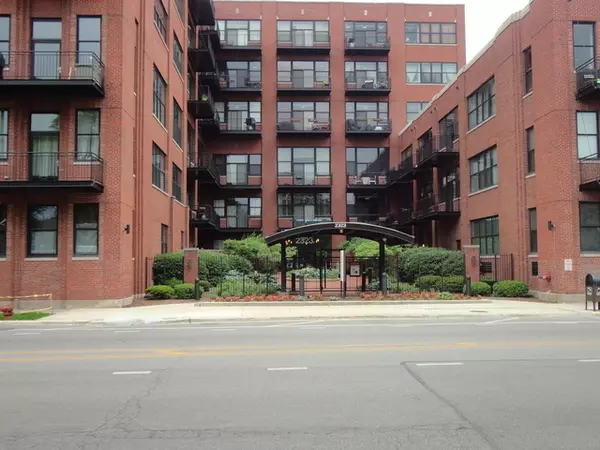 2323 W Pershing RD #409, Chicago, IL 60609
