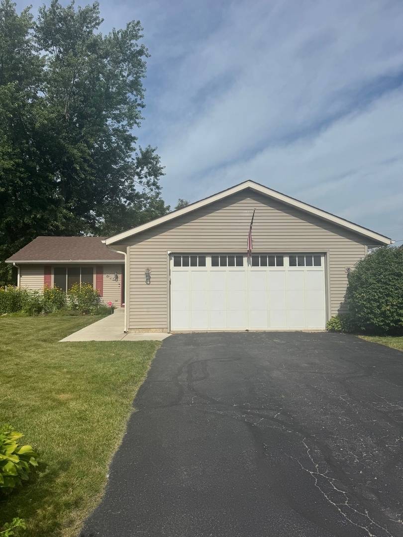 815 Arnold AVE, Rockford, IL 61108