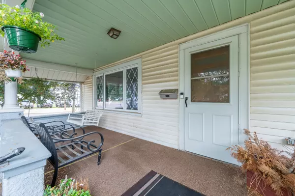 Mount Morris, IL 61054,102 E Front ST
