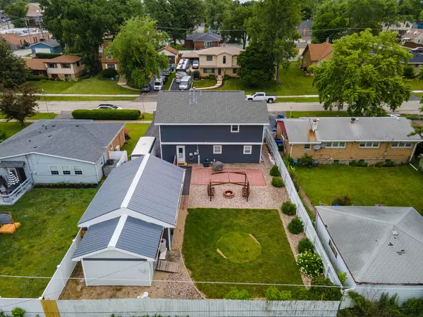 Worth, IL 60482,7115 114th PL