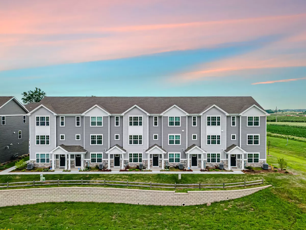 Pingree Grove, IL 60140,1556 Sequoia WAY