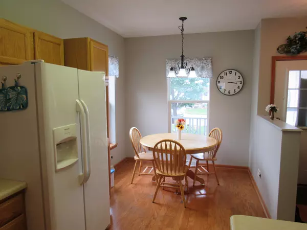 Grayslake, IL 60030,273 Rodeo DR