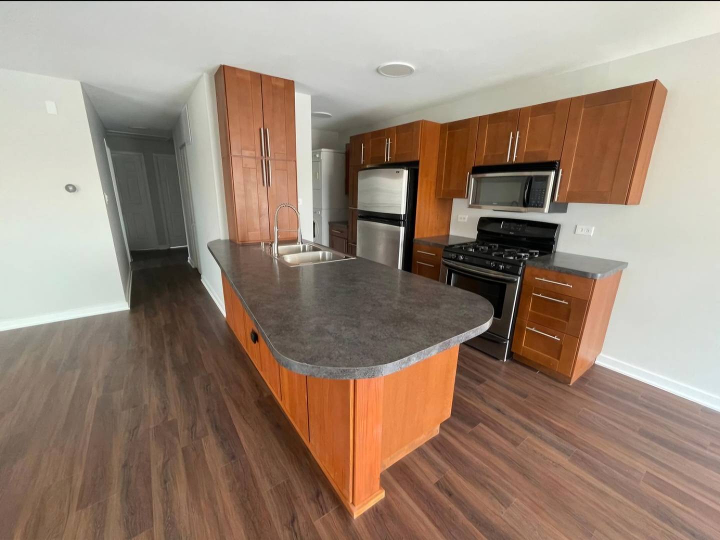 Tinley Park, IL 60477,7935 163rd CT #192
