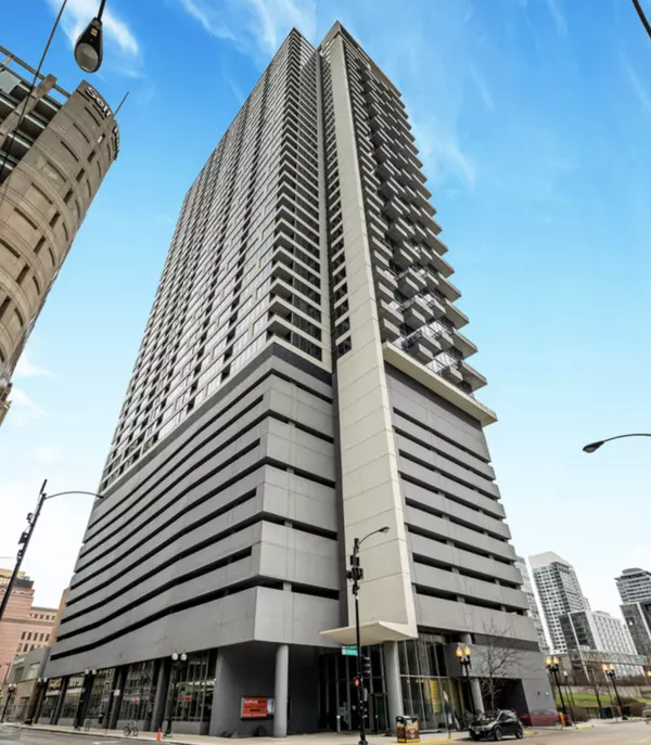 235 W Van Buren ST #1703, Chicago, IL 60607