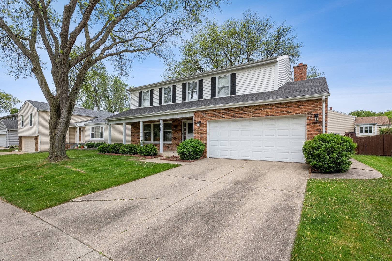 Buffalo Grove, IL 60089,1270 BRANDYWYN LN