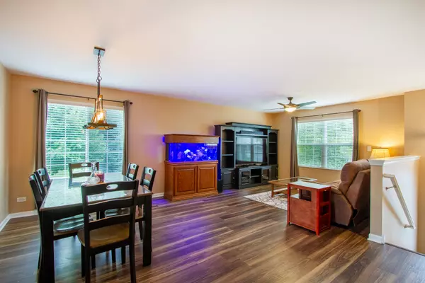 Pingree Grove, IL 60140,1670 Windward DR