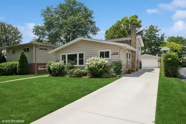 1308 Hoffman AVE, Park Ridge, IL 60068