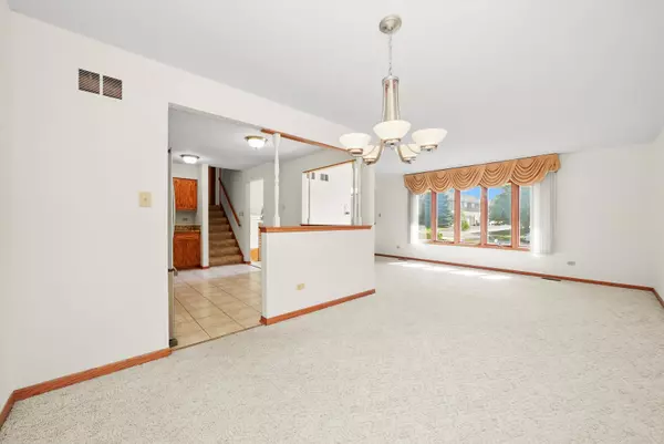 Orland Park, IL 60467,18120 John Charles DR