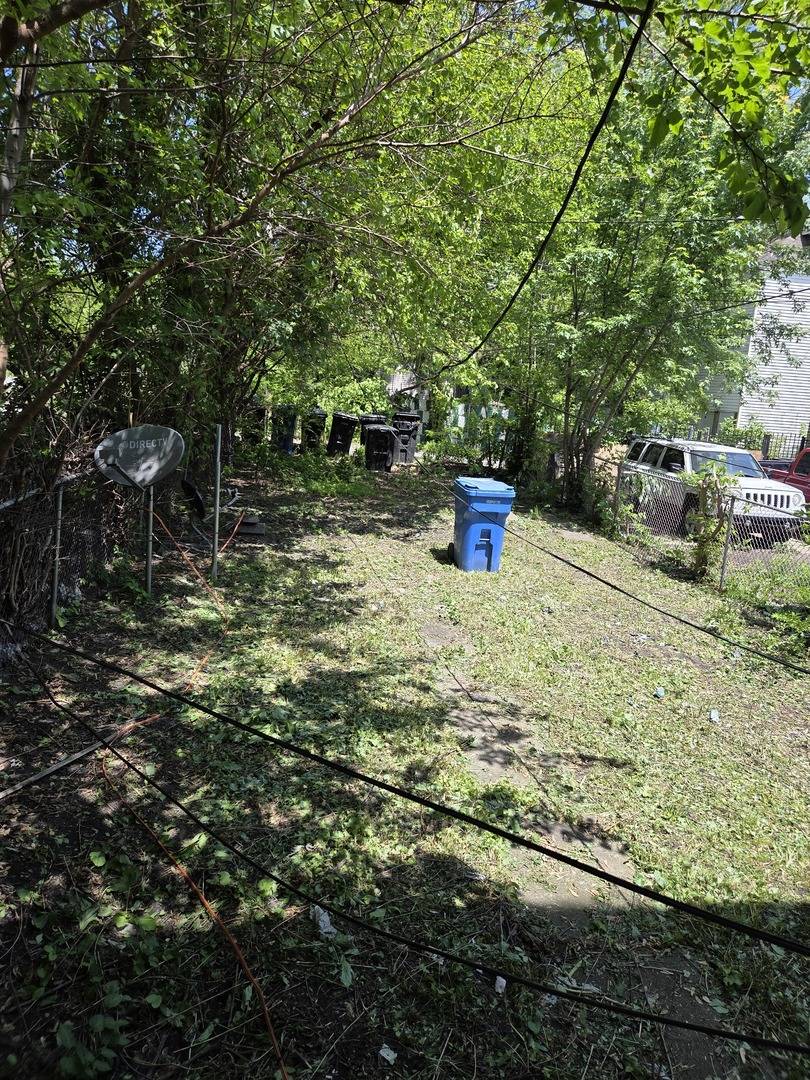 Chicago, IL 60628,116 E 118th PL