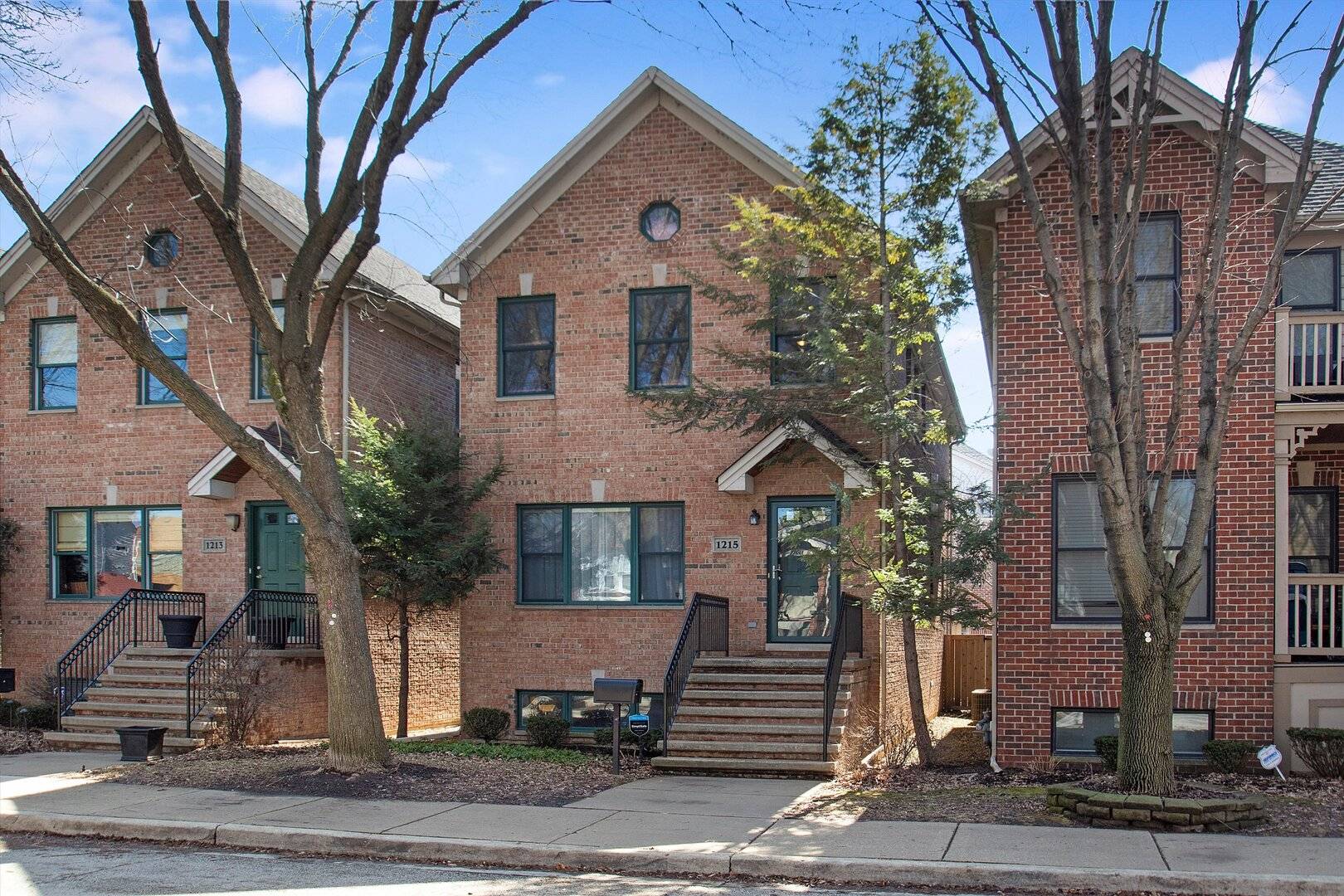 1215 W 33rd ST, Chicago, IL 60608