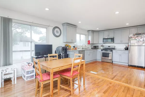 Bolingbrook, IL 60490,304 Thistle DR