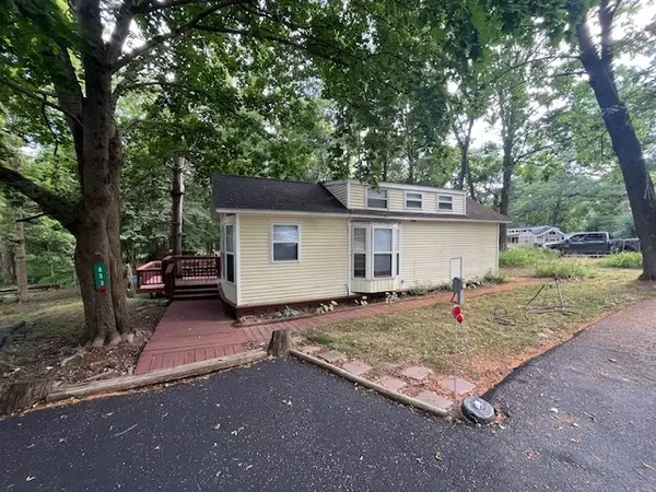 2795 E 28th Lot 833 RD, Seneca, IL 61360