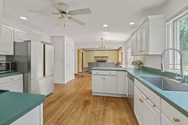 Elburn, IL 60119,630 Maple CT
