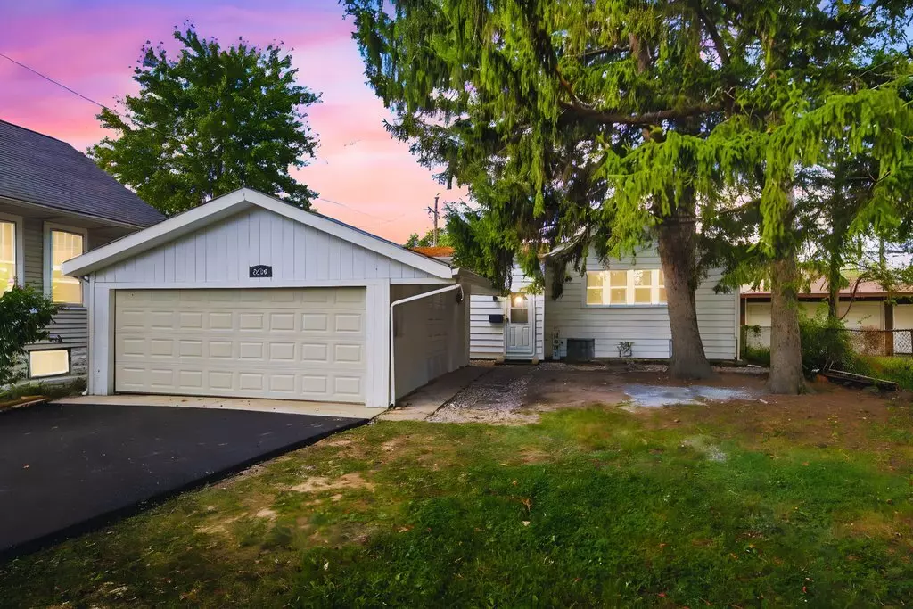 Blue Island, IL 60406,2330 121st ST