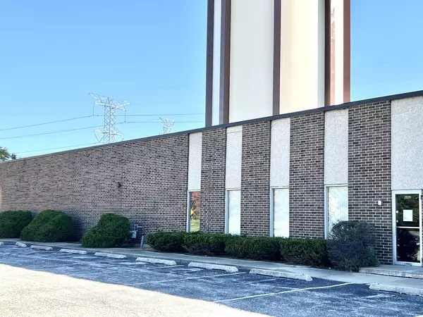 2039 Foster AVE, Wheeling, IL 60090