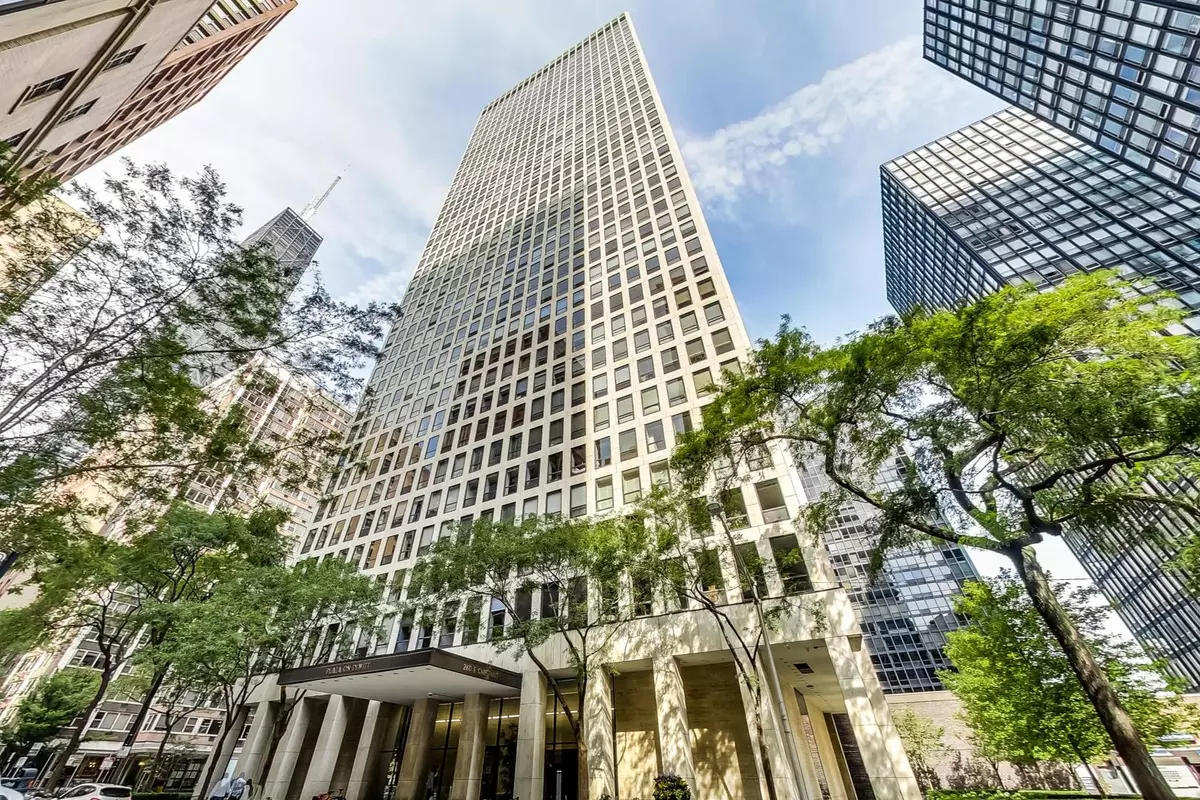 Chicago, IL 60611,260 E Chestnut ST #1904