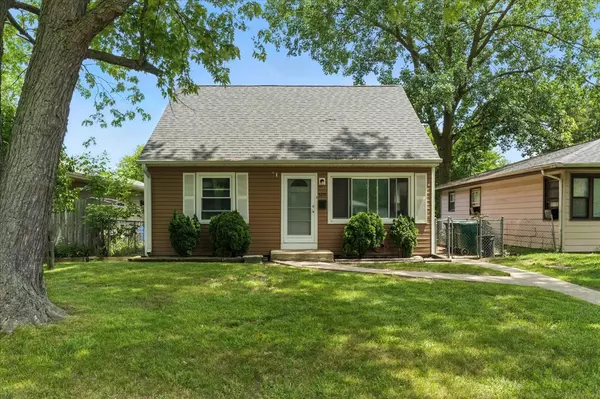 Zion, IL 60099,3221 Gideon AVE