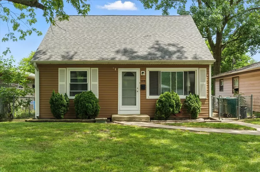 3221 Gideon AVE, Zion, IL 60099