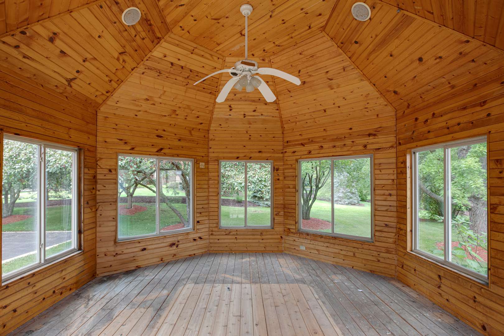 West Chicago, IL 60185,29W354 Beech CT