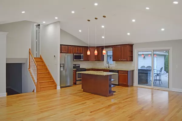 Orland Hills, IL 60487,9343 170th PL