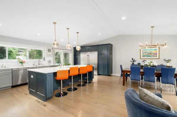 Skokie, IL 60076,9050 Tamaroa TER