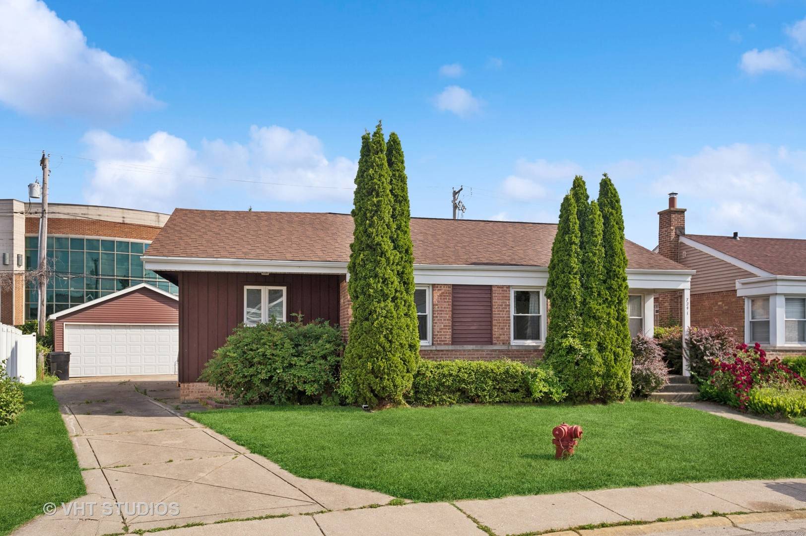 Chicago, IL 60646,7241 N McVicker AVE