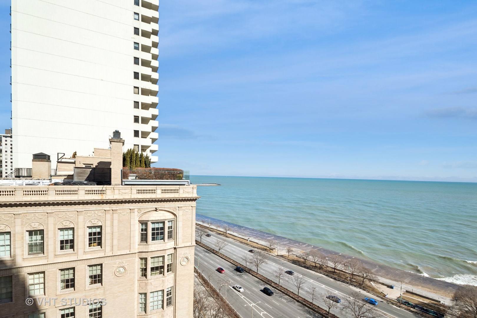 Chicago, IL 60611,1150 N LAKE SHORE DR #17F
