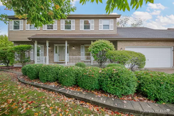 2755 Newport DR, Naperville, IL 60565