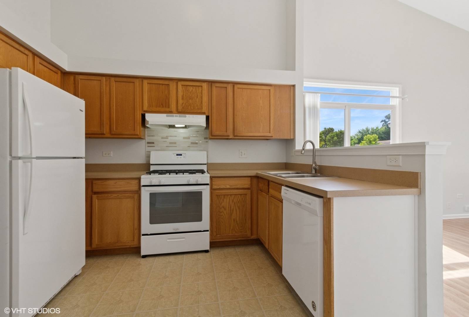 Plano, IL 60545,2715 HOFFMAN ST